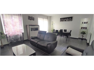 t3 à la location -   42210  MONTROND LES BAINS, surface 77 m2 location t3 - UBI477163445